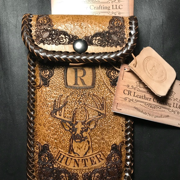 Leather phone holster - Picture 2 of 6